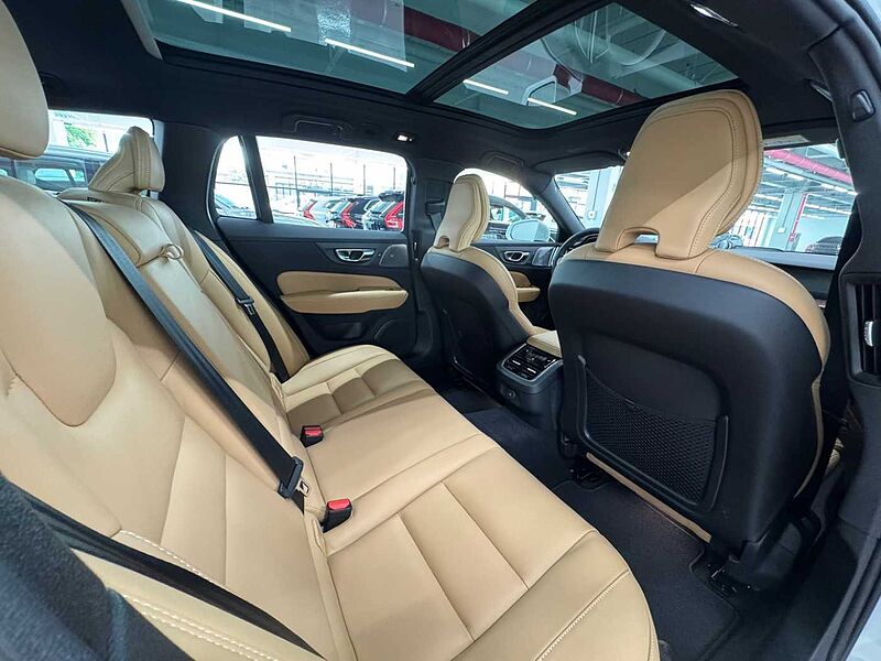Volvo Ultra, B5 AWD 마일드 하이브리드, 가솔린, 브라이트