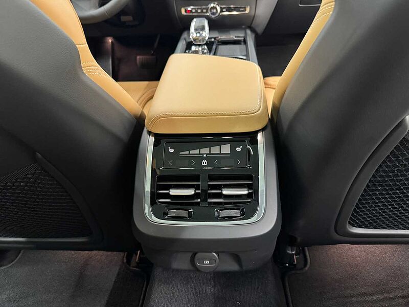 Volvo Ultra, B5 AWD 마일드 하이브리드, 가솔린, 브라이트