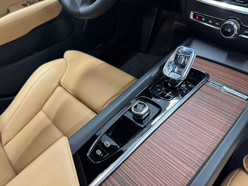 Volvo Ultra, B5 AWD 마일드 하이브리드, 가솔린, 브라이트