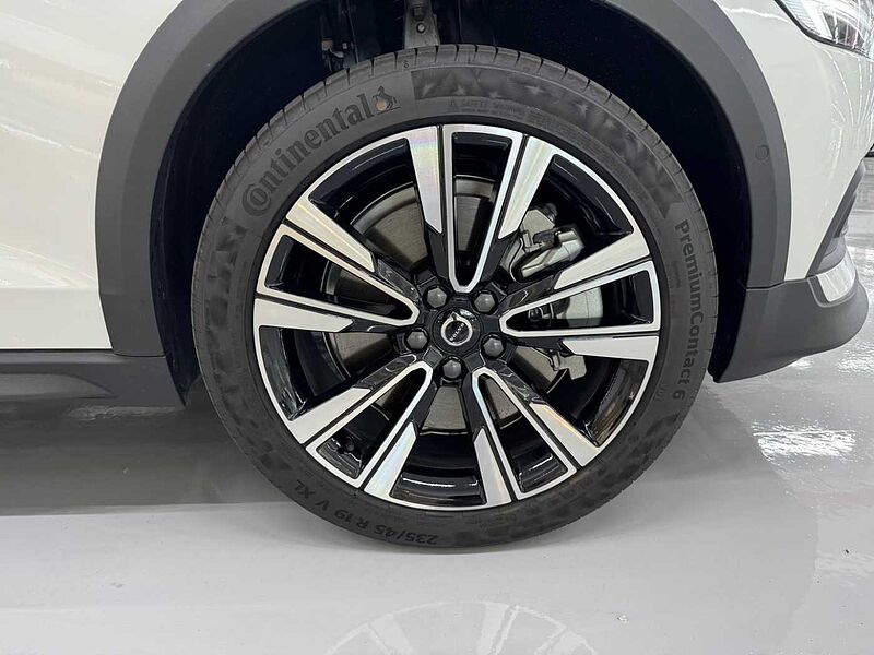 Volvo Ultra, B5 AWD 마일드 하이브리드, 가솔린, 브라이트