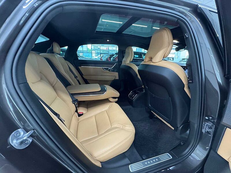Volvo Ultimate, B5 마일드 하이브리드, 가솔린, 브라이트