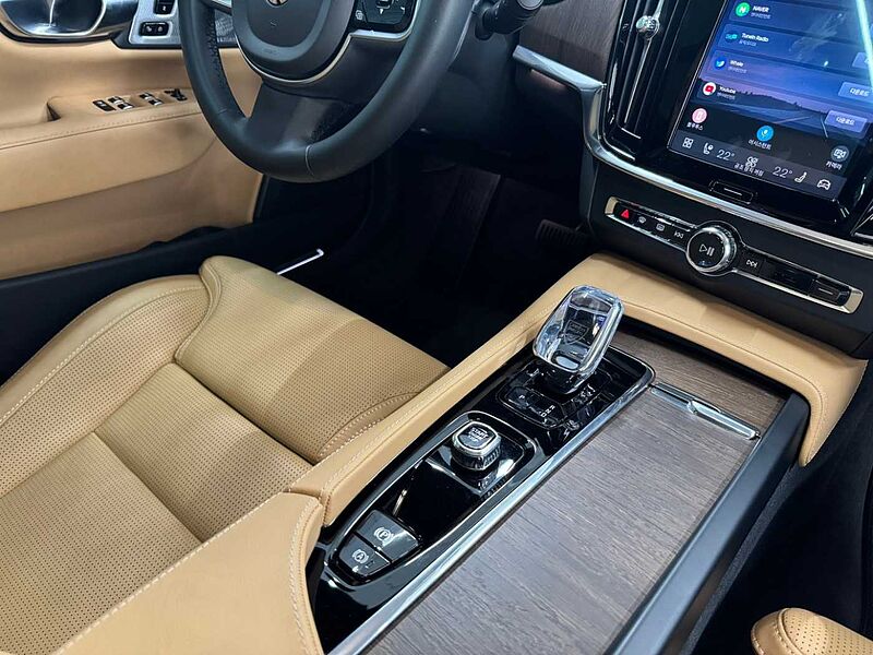 Volvo Ultimate, B5 마일드 하이브리드, 가솔린, 브라이트