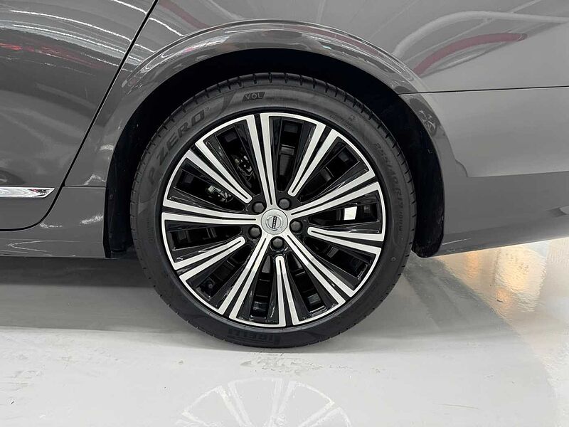 Volvo Ultimate, B5 마일드 하이브리드, 가솔린, 브라이트