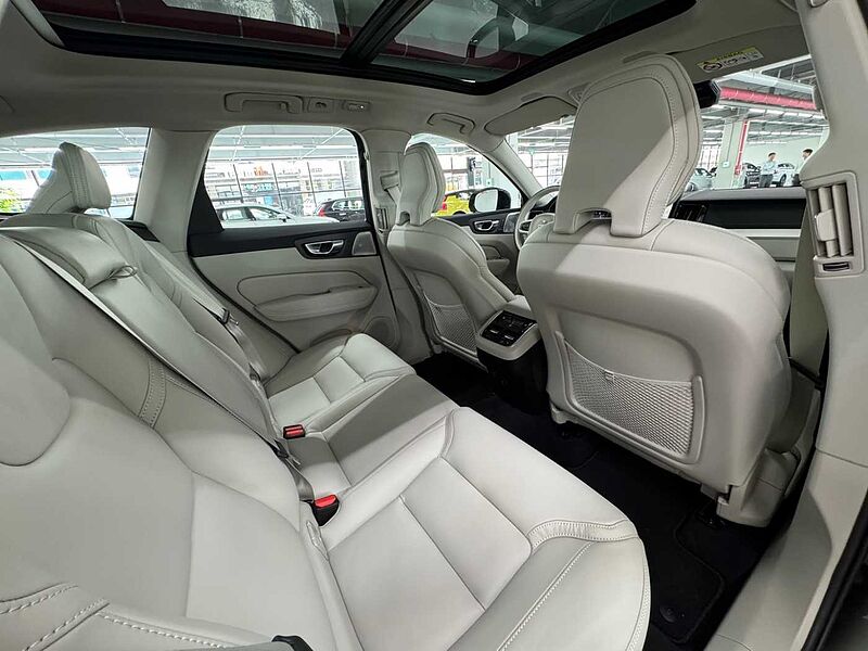 Volvo Ultra, B5 AWD 마일드 하이브리드, 가솔린, 브라이트