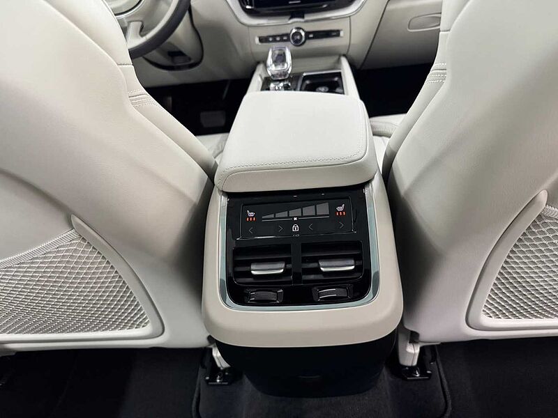 Volvo Ultra, B5 AWD 마일드 하이브리드, 가솔린, 브라이트