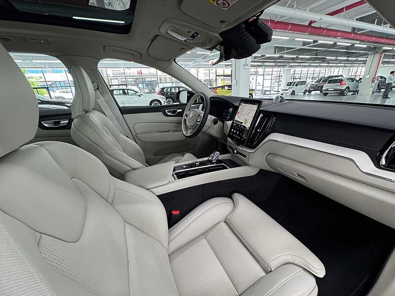 Volvo Ultra, B5 AWD 마일드 하이브리드, 가솔린, 브라이트
