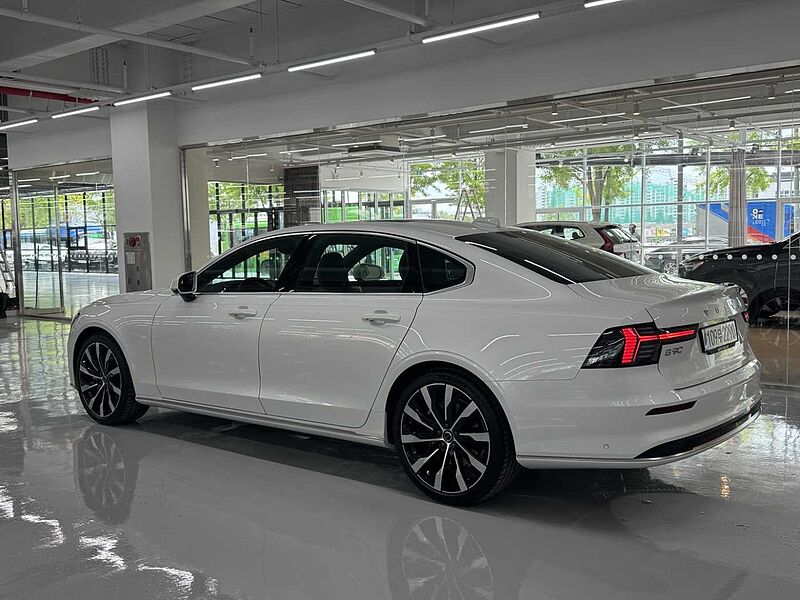 Volvo Ultra, B5 마일드 하이브리드, 가솔린, 브라이트