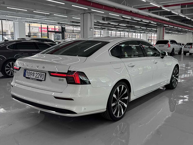 Volvo Ultra, B5 마일드 하이브리드, 가솔린, 브라이트