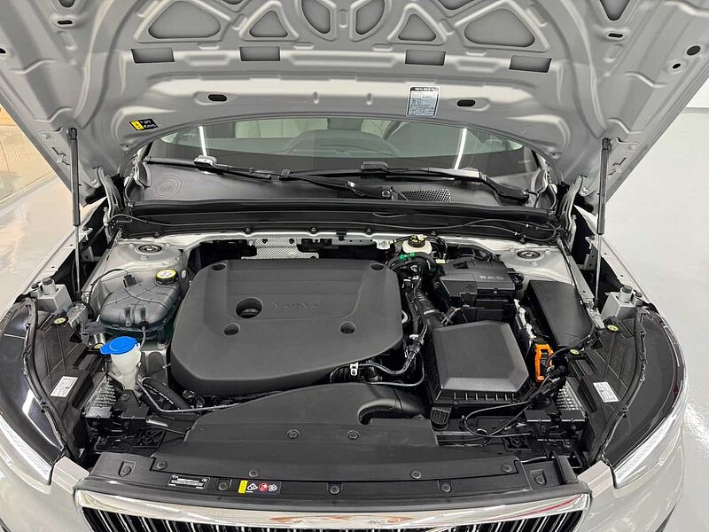 Volvo Ultra, B4 AWD 마일드 하이브리드, 가솔린, 브라이트