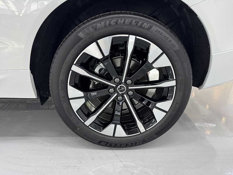 Volvo  Ultra, B5 AWD 마일드 하이브리드, 가솔린, 브라이트