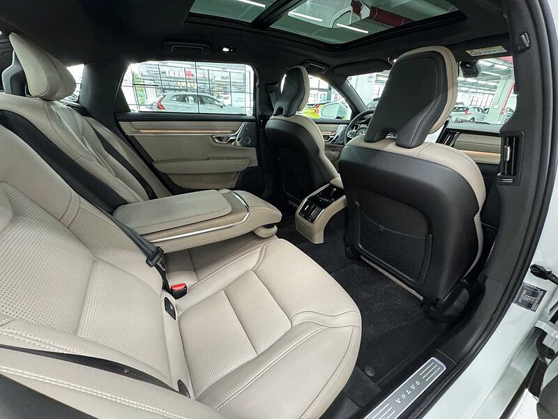 Volvo Ultra, B5 마일드 하이브리드, 가솔린, 브라이트