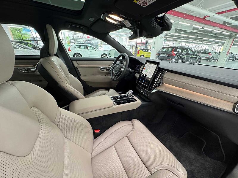 Volvo Ultra, B5 마일드 하이브리드, 가솔린, 브라이트