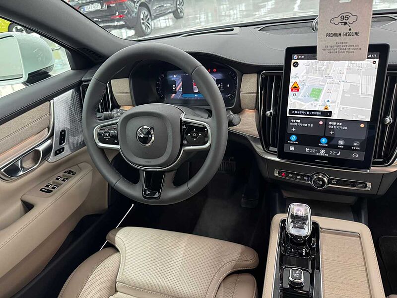 Volvo Ultra, B5 마일드 하이브리드, 가솔린, 브라이트