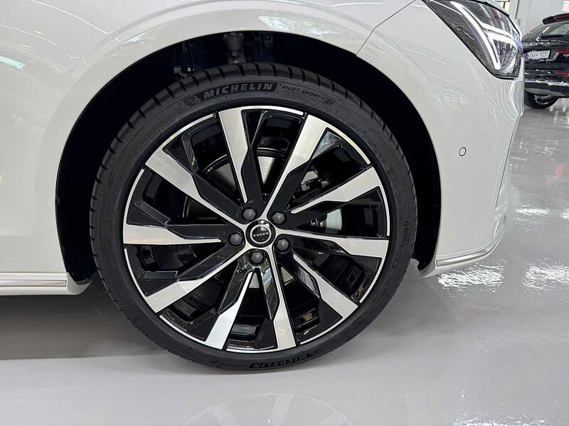 Volvo Ultra, B5 마일드 하이브리드, 가솔린, 브라이트
