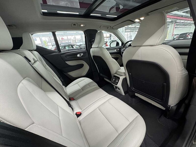 Volvo Ultra, B4 AWD 마일드 하이브리드, 가솔린, 브라이트