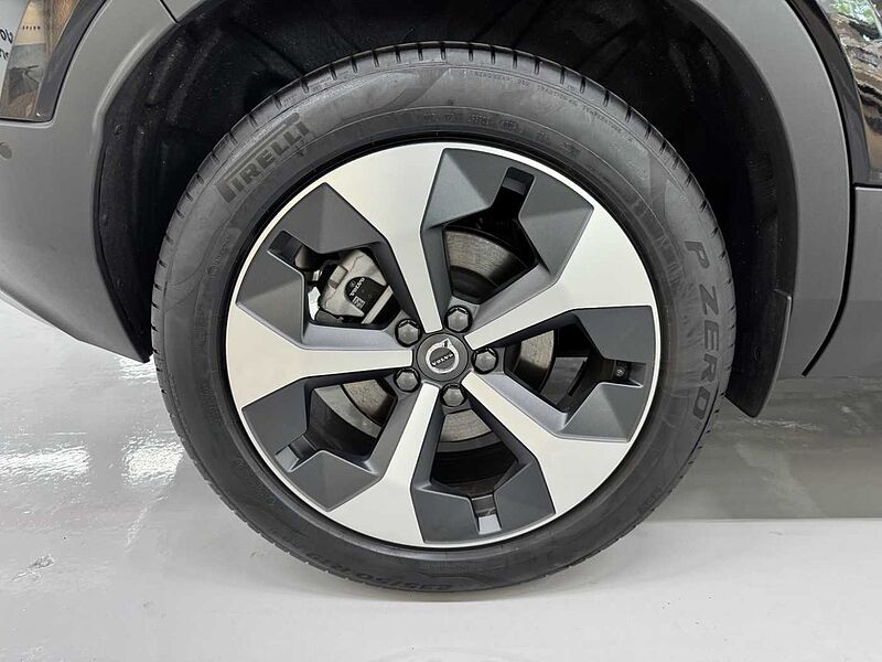 Volvo Ultra, B4 AWD 마일드 하이브리드, 가솔린, 브라이트
