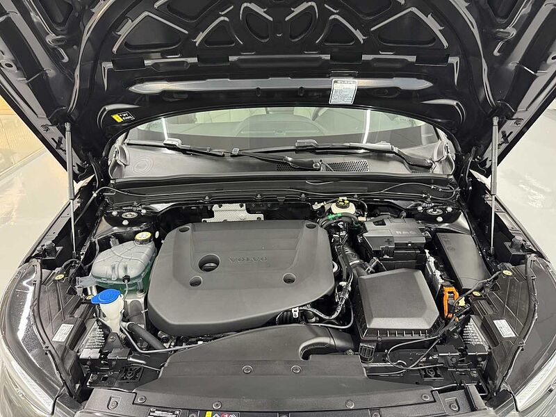 Volvo Ultra, B4 AWD 마일드 하이브리드, 가솔린, 브라이트