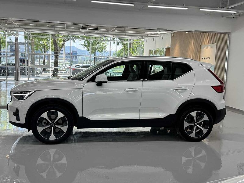 Volvo Ultra, B4 AWD 마일드 하이브리드, 가솔린, 브라이트