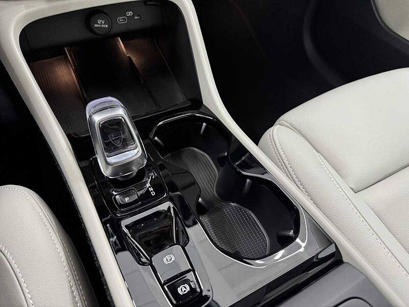Volvo Ultra, B4 AWD 마일드 하이브리드, 가솔린, 브라이트