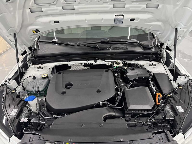 Volvo Ultra, B4 AWD 마일드 하이브리드, 가솔린, 브라이트