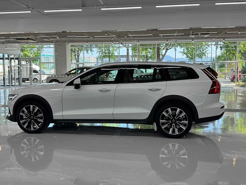 Volvo Ultra, B5 AWD 마일드 하이브리드, 가솔린, 브라이트