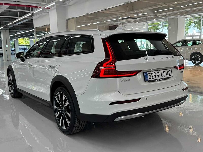 Volvo Ultra, B5 AWD 마일드 하이브리드, 가솔린, 브라이트