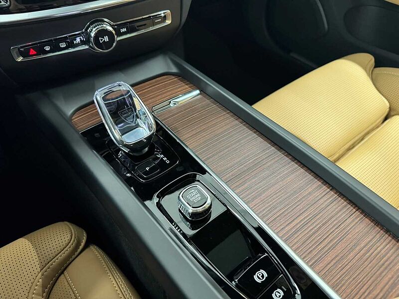 Volvo Ultra, B5 AWD 마일드 하이브리드, 가솔린, 브라이트