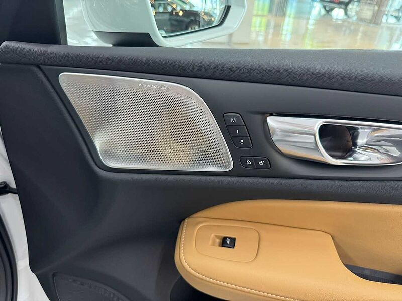 Volvo Ultra, B5 AWD 마일드 하이브리드, 가솔린, 브라이트
