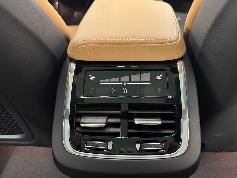 Volvo Ultra, B5 AWD 마일드 하이브리드, 가솔린, 브라이트