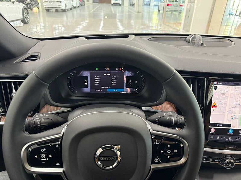 Volvo Ultra, B5 AWD 마일드 하이브리드, 가솔린, 브라이트