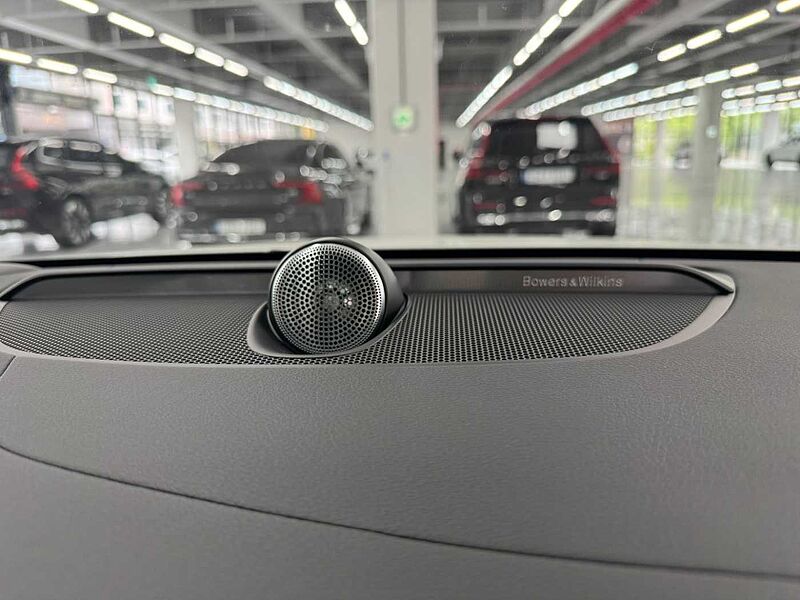 Volvo  Ultra, B5 AWD 마일드 하이브리드, 가솔린, 브라이트