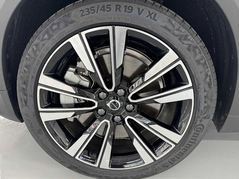 Volvo  Ultra, B5 AWD 마일드 하이브리드, 가솔린, 브라이트