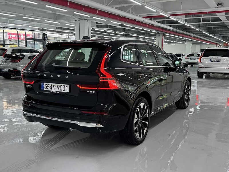 Volvo Ultra, T8 AWD 플러그-인 하이브리드, 전기/가솔린, 브라이트