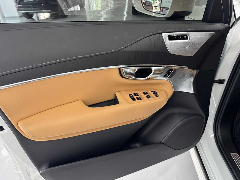 Volvo Ultimate, B6 AWD 마일드 하이브리드, 가솔린, 브라이트, 7 좌석