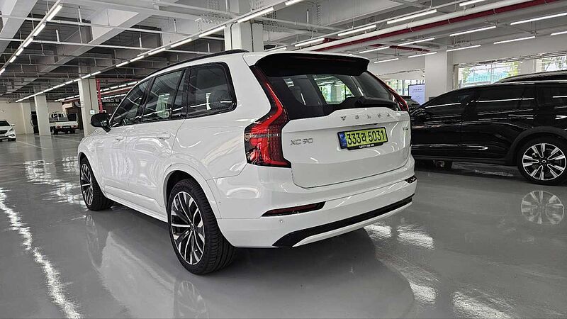 Volvo Ultra, T8 AWD 플러그-인 하이브리드, 전기/가솔린, 다크, 7 좌석