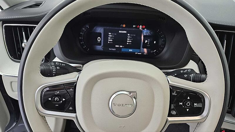 Volvo Ultra, B5 AWD 마일드 하이브리드, 가솔린, 브라이트