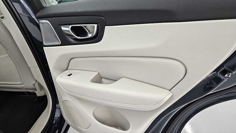 Volvo Ultra, B5 AWD 마일드 하이브리드, 가솔린, 브라이트