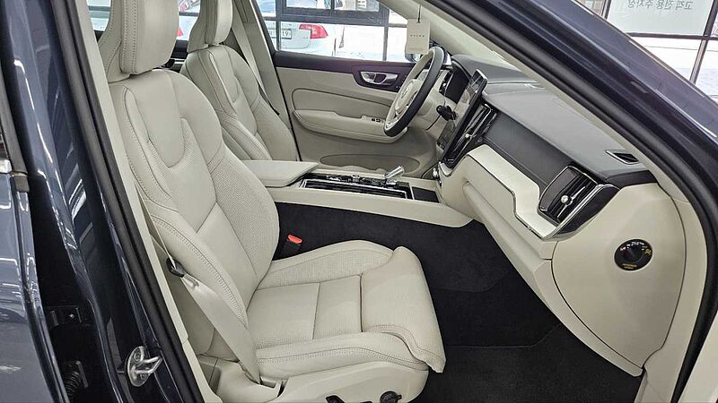 Volvo Ultra, B5 AWD 마일드 하이브리드, 가솔린, 브라이트