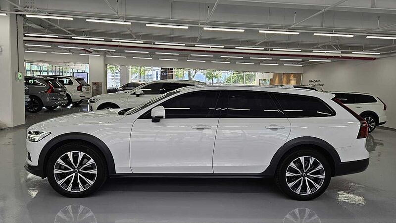 Volvo Ultimate, B5 AWD mild hybrid, 가솔린