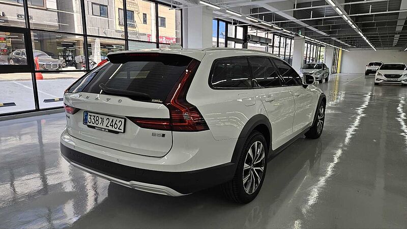 Volvo Ultimate, B5 AWD mild hybrid, 가솔린