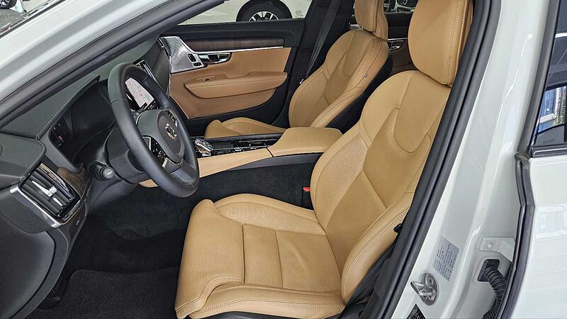 Volvo Ultimate, B5 AWD mild hybrid, 가솔린