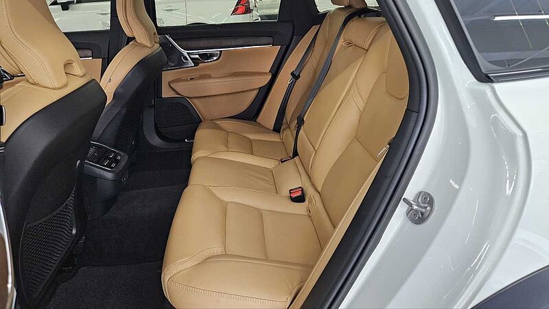 Volvo Ultimate, B5 AWD mild hybrid, 가솔린