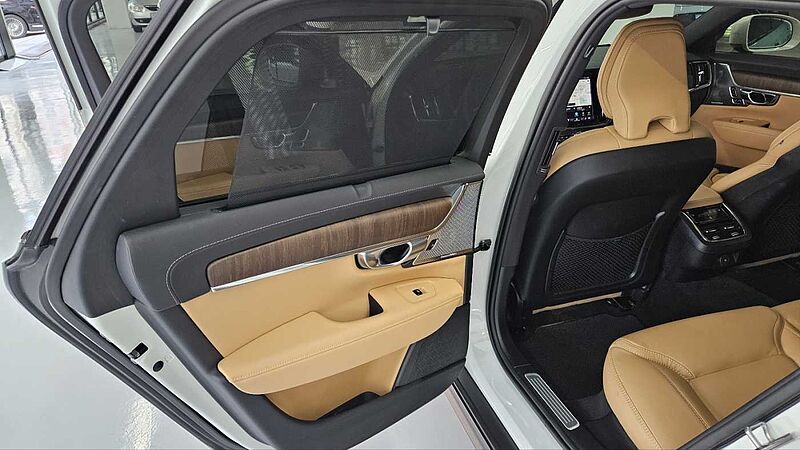 Volvo Ultimate, B5 AWD mild hybrid, 가솔린