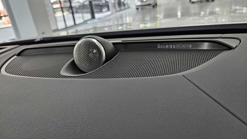 Volvo Ultimate, B5 AWD mild hybrid, 가솔린