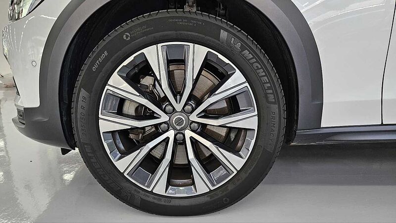 Volvo Ultimate, B5 AWD mild hybrid, 가솔린