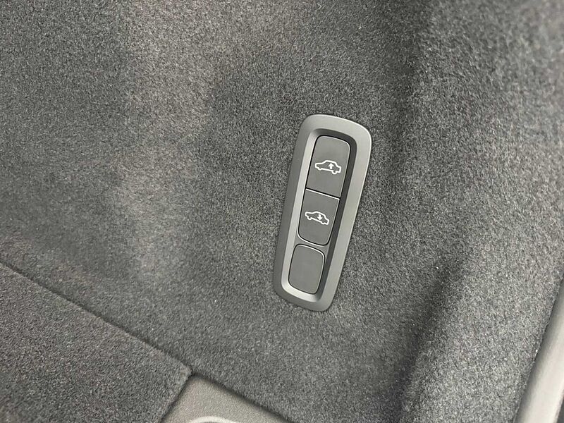 Volvo Ultra, B5 AWD 마일드 하이브리드, 가솔린, 브라이트