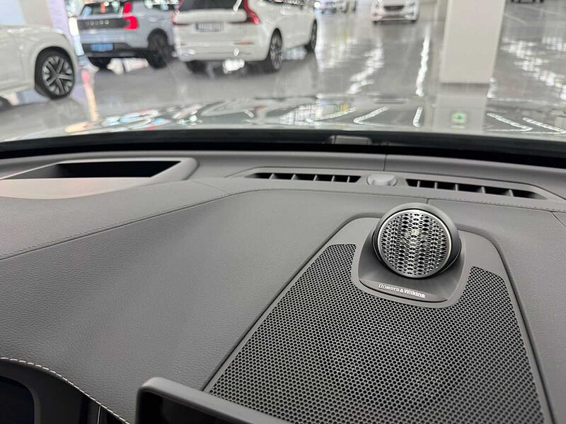 Volvo Ultra, B5 AWD 마일드 하이브리드, 가솔린, 브라이트