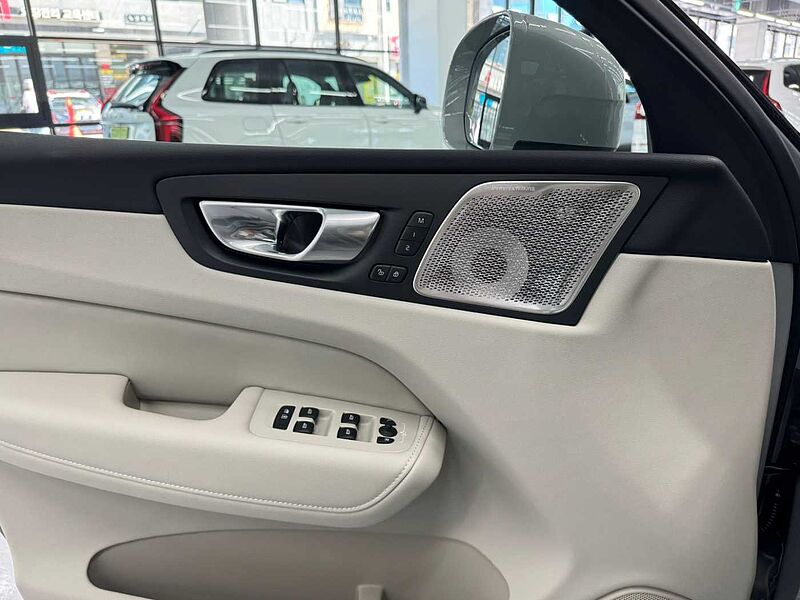 Volvo Ultra, B5 AWD 마일드 하이브리드, 가솔린, 브라이트