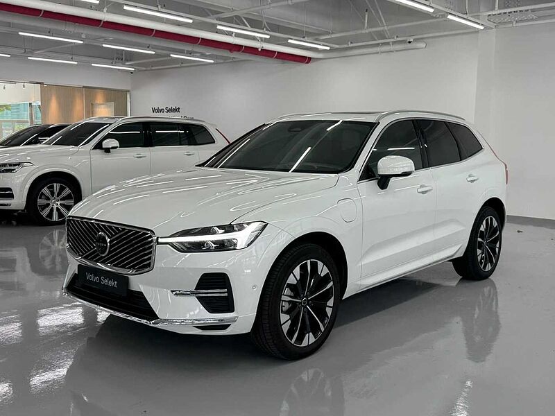 Volvo Ultra, T8 AWD 플러그-인 하이브리드, 전기/가솔린, 브라이트
