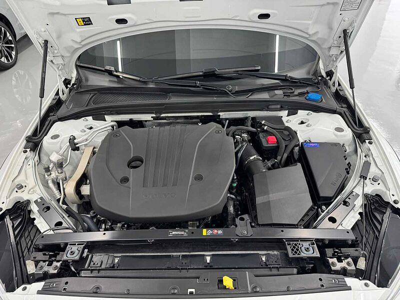 Volvo Ultra, B5 AWD 마일드 하이브리드, 가솔린, 브라이트